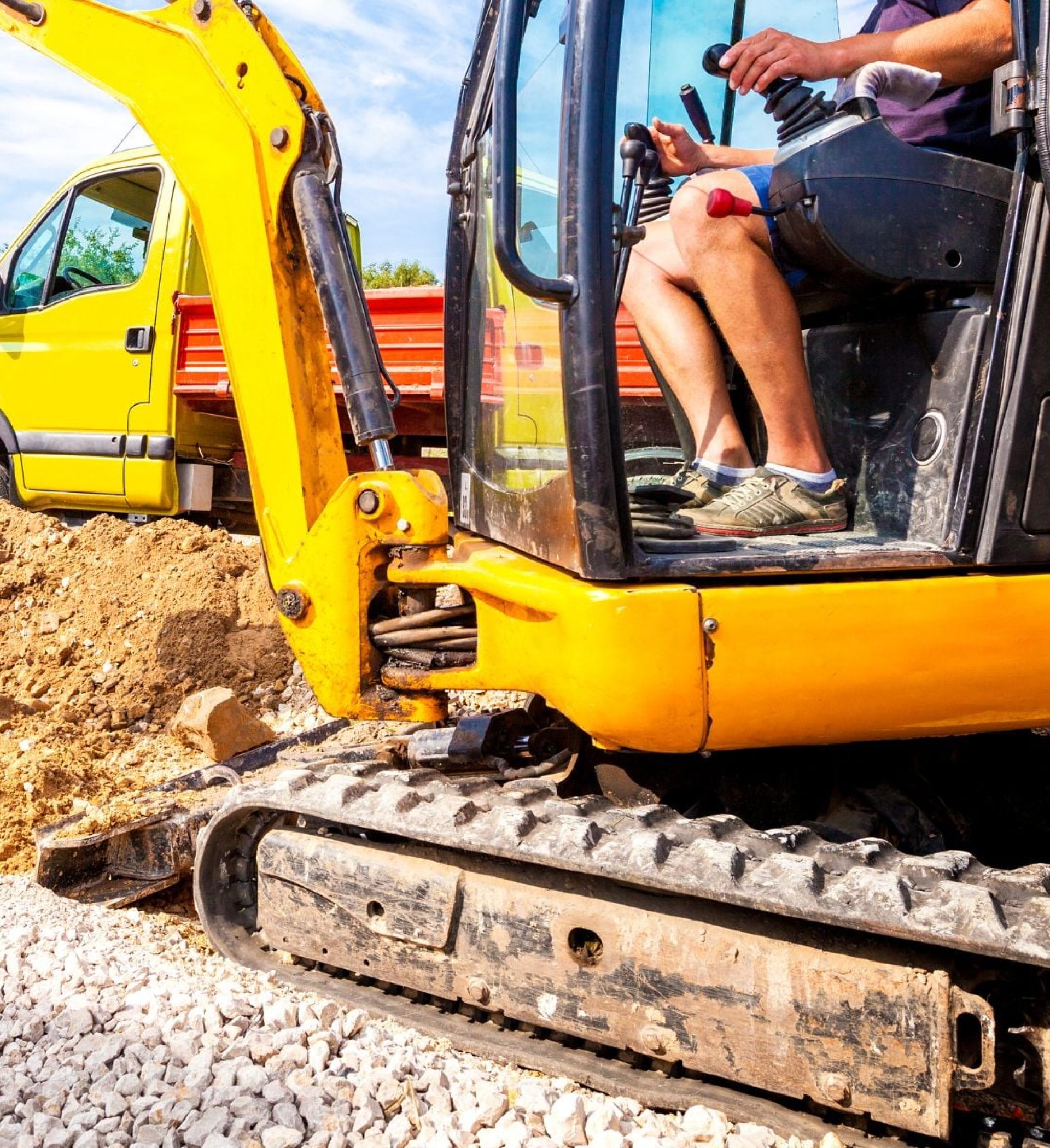 Demolice statku nebo domu: Co si připravit před demolicí